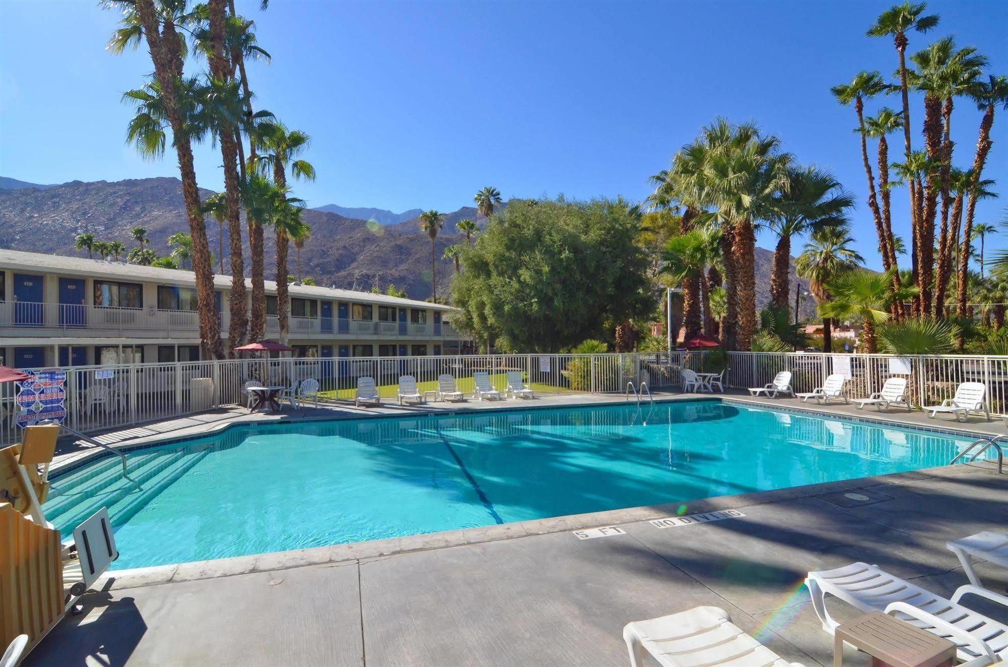 Motel 6-Palm Springs, CA - East - Palm Canyon Exterior foto
