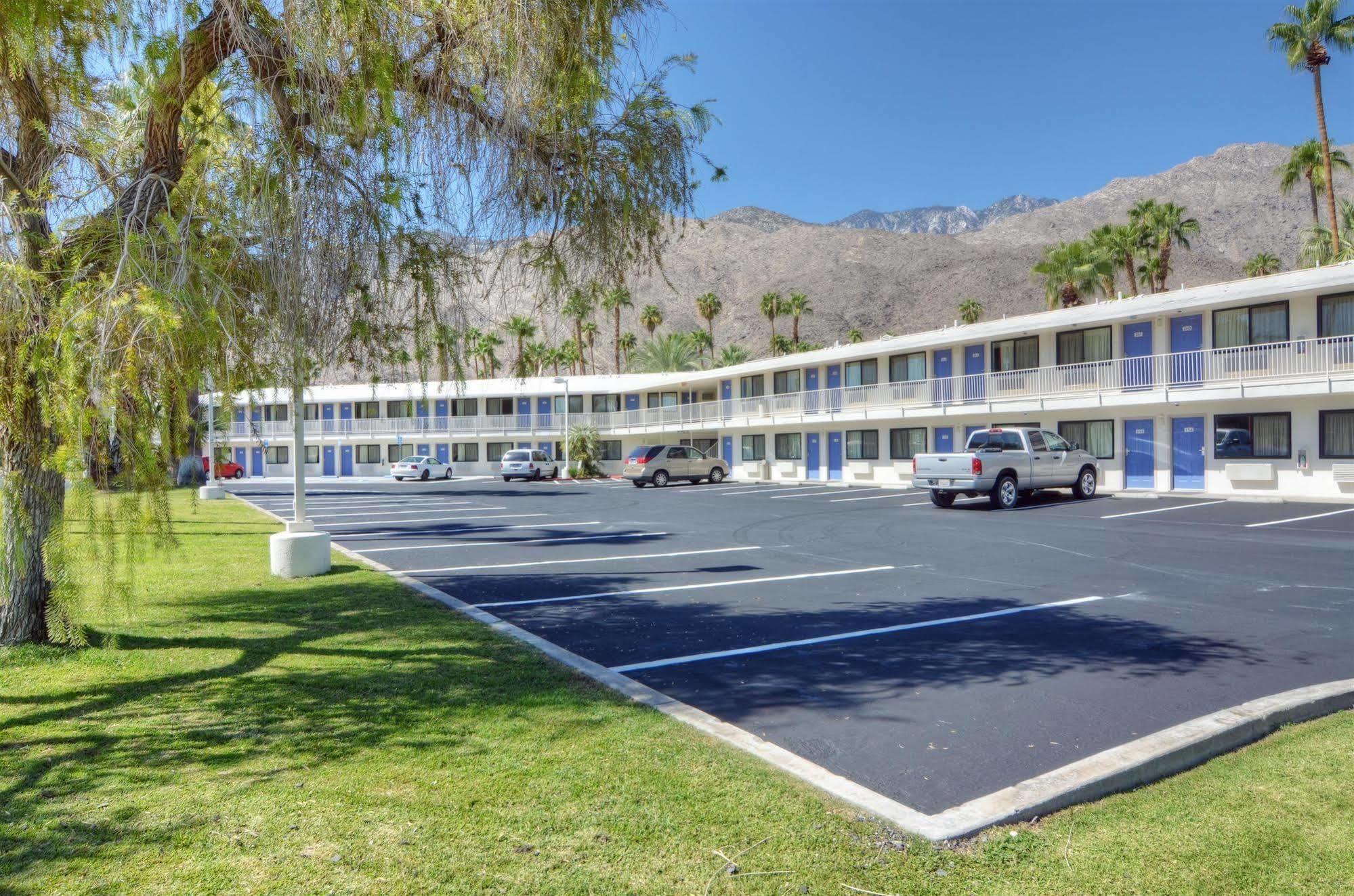 Motel 6-Palm Springs, CA - East - Palm Canyon Exterior foto